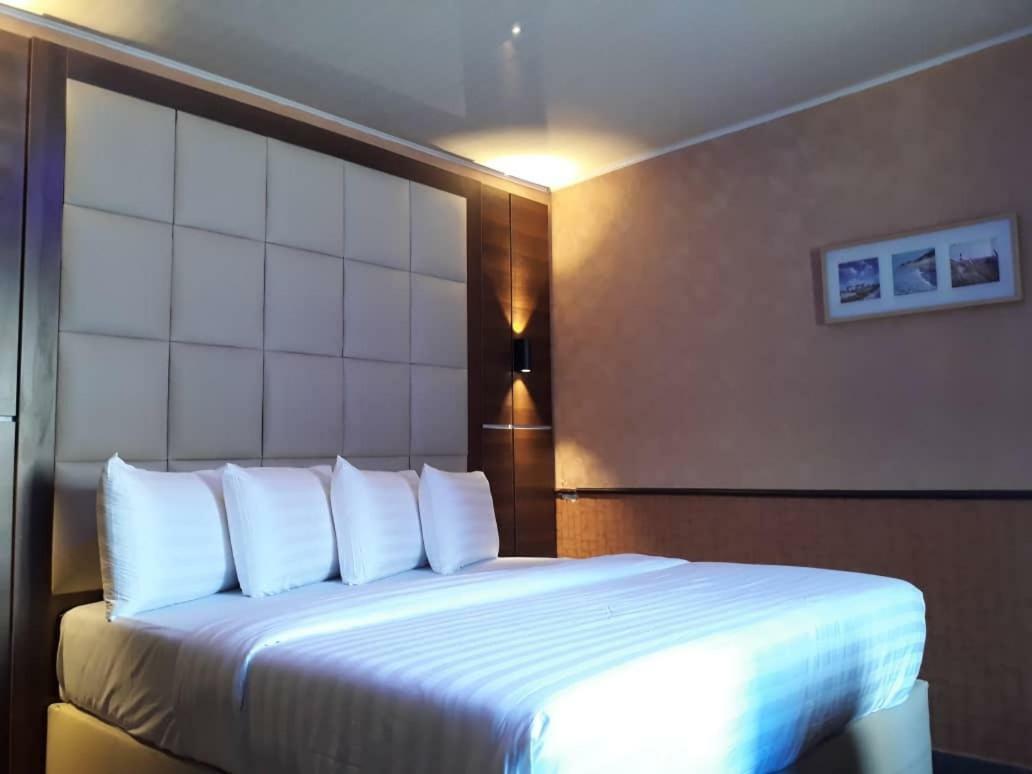 Presken Hotels @ Abuja Esterno foto
